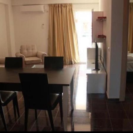 Velipojë Fishta Hotel & Apartments מראה חיצוני תמונה
