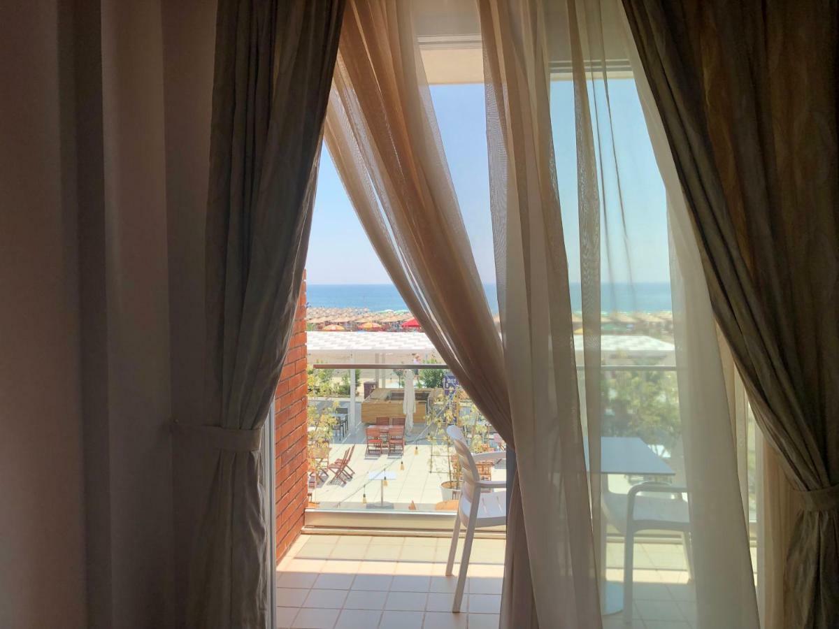 Velipojë Fishta Hotel & Apartments מראה חיצוני תמונה